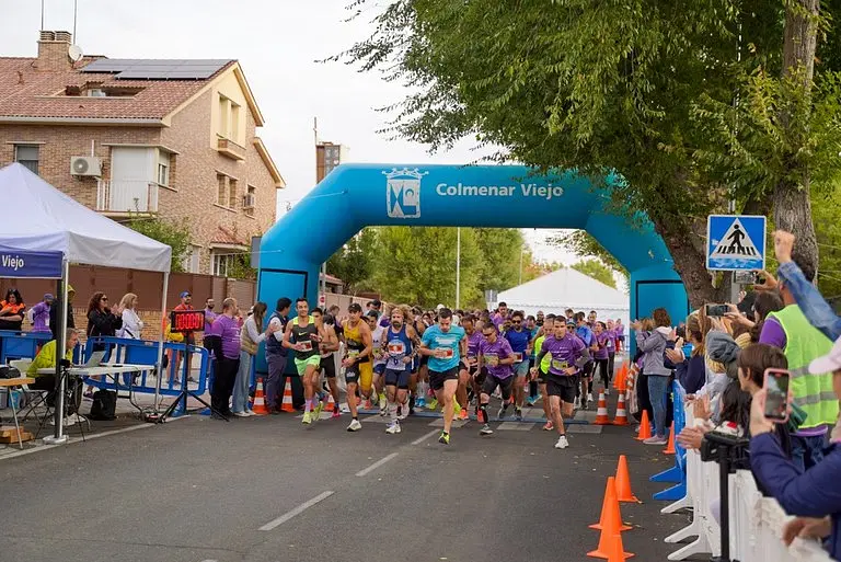 Salida de la VII Carrera Solidaria ASPRODICO en 2025
