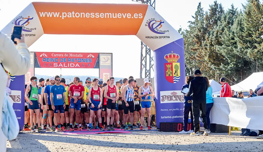 Salida de la X Carrera de Montaña Reino de Patones (2026)
